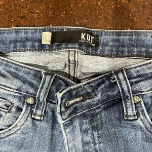 Catherine boyfriend jeans cut from Kloth